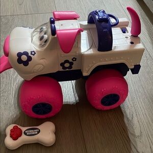 Street Dogs Remote control toy